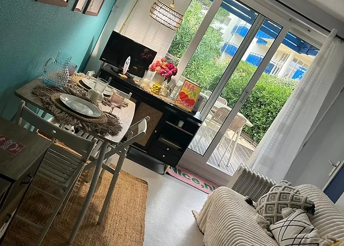 Quiet, Cozy And With Pool &terrasse