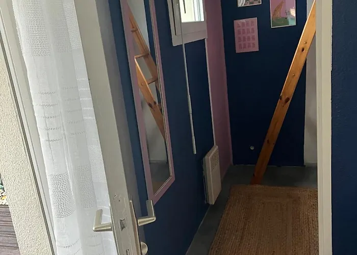 Quiet, Cozy And With Pool &terrasse * ラカノー